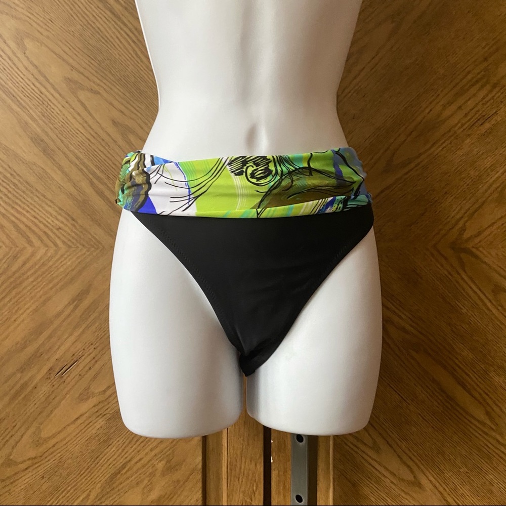 Baltex Black floral print loop knot bikini bottom